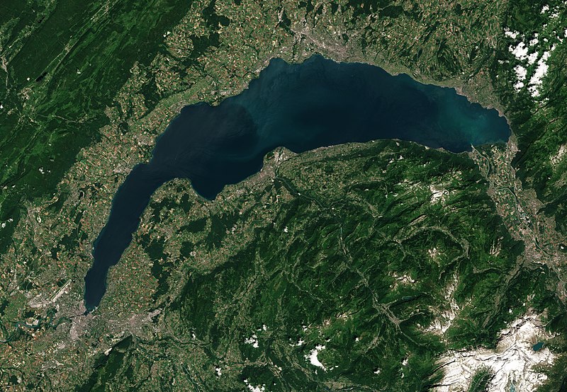 800px-Lake_Geneva_by_Sentinel-2